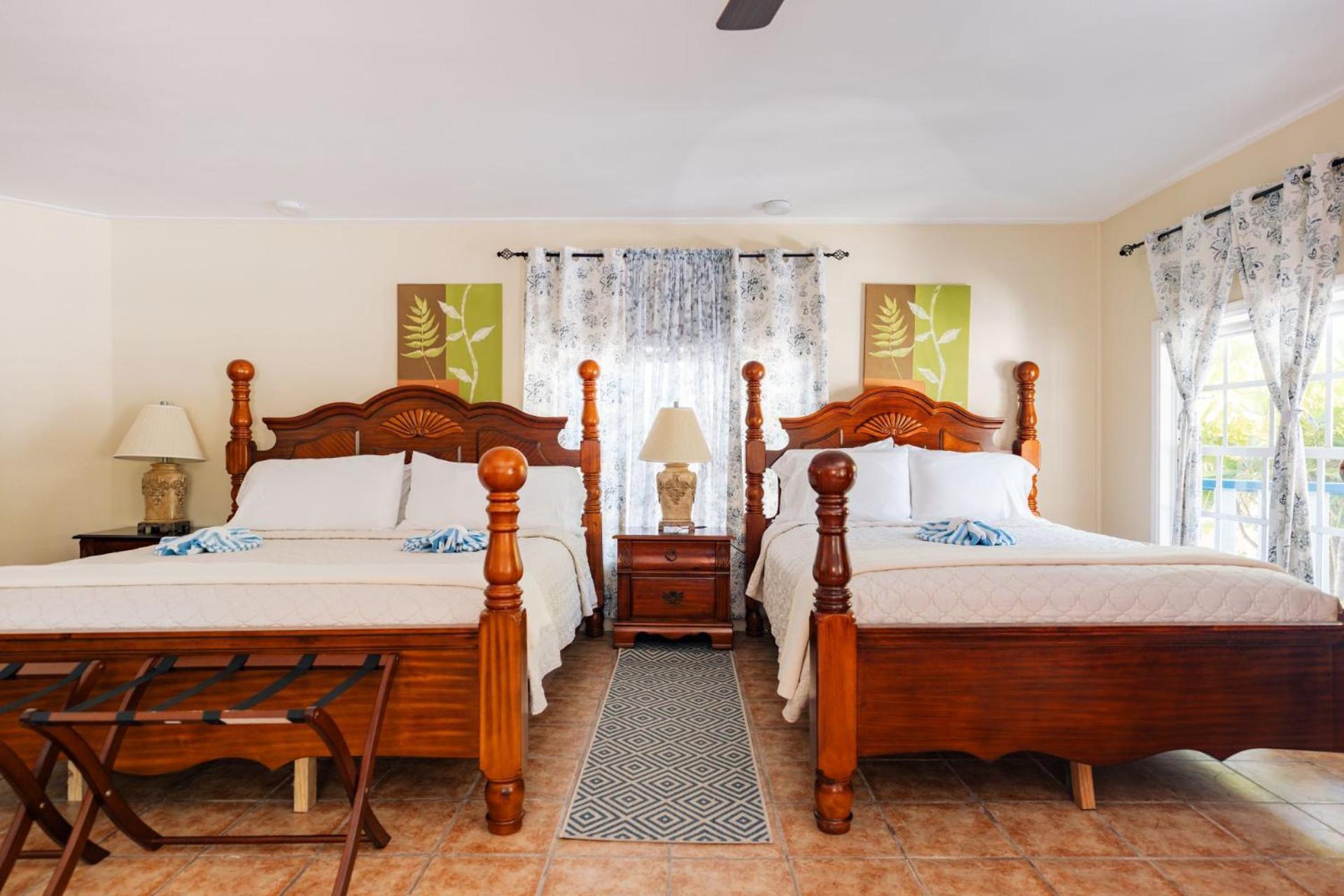 Blue Marlin Beach Resort Dangriga Exterior photo