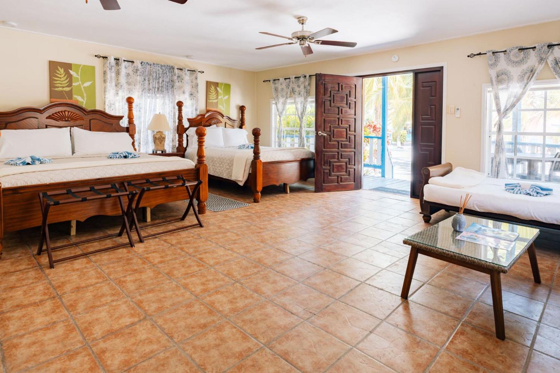 Blue Marlin Beach Resort Dangriga Exterior photo
