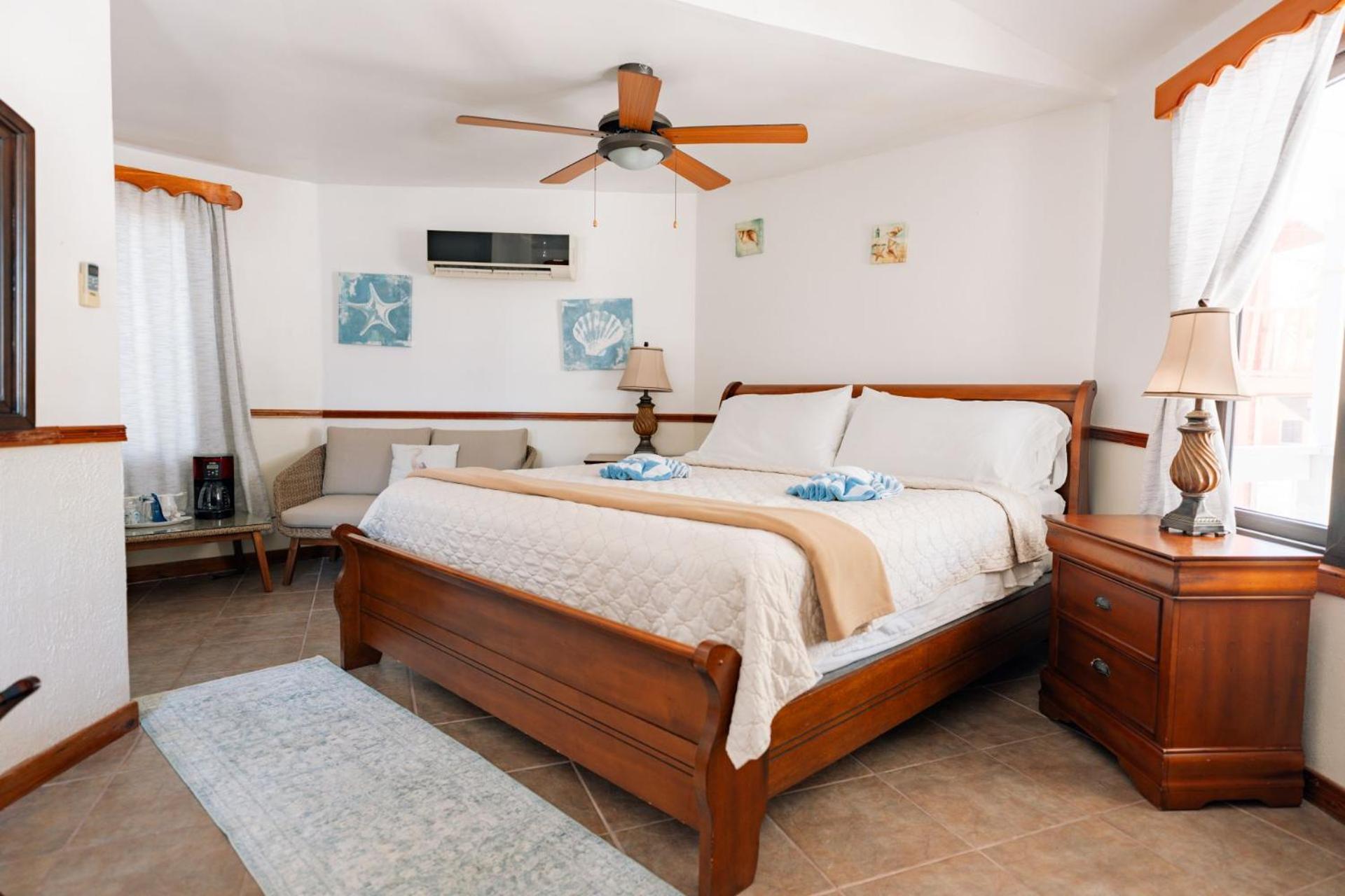 Blue Marlin Beach Resort Dangriga Exterior photo