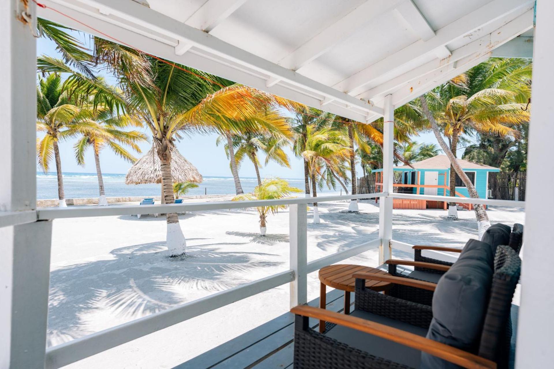Blue Marlin Beach Resort Dangriga Exterior photo