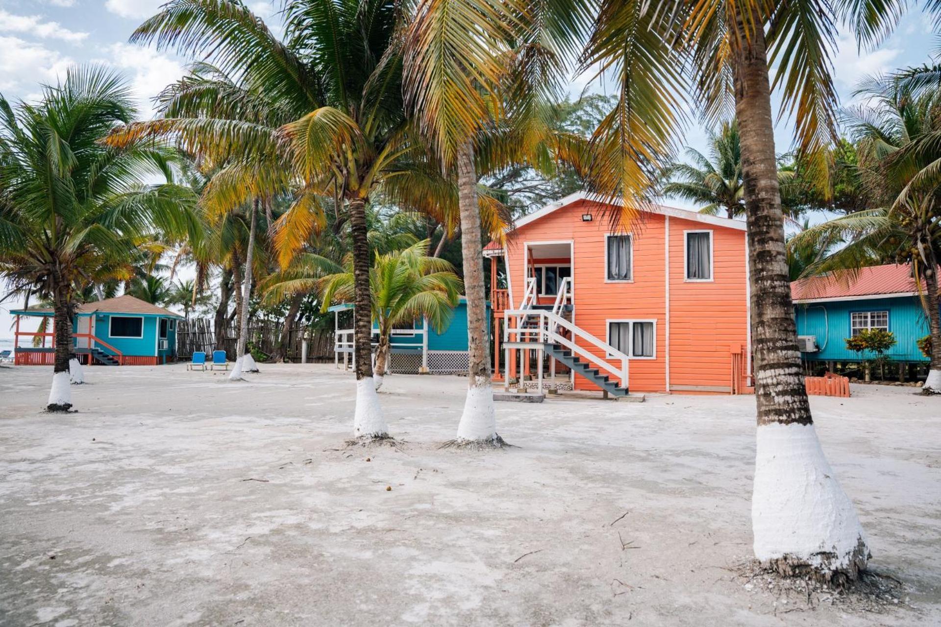 Blue Marlin Beach Resort Dangriga Exterior photo