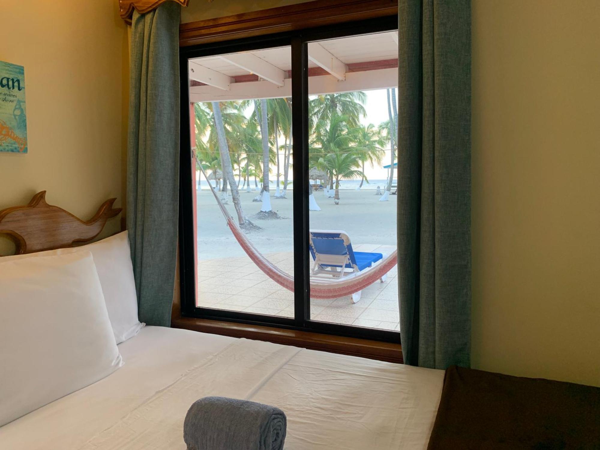 Blue Marlin Beach Resort Dangriga Exterior photo